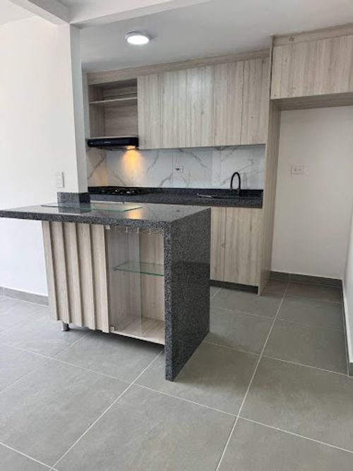 Apartamento de 2 alcobas en arriendo en El Porvenir, Rionegro, 52 m² · foto 2 de 11