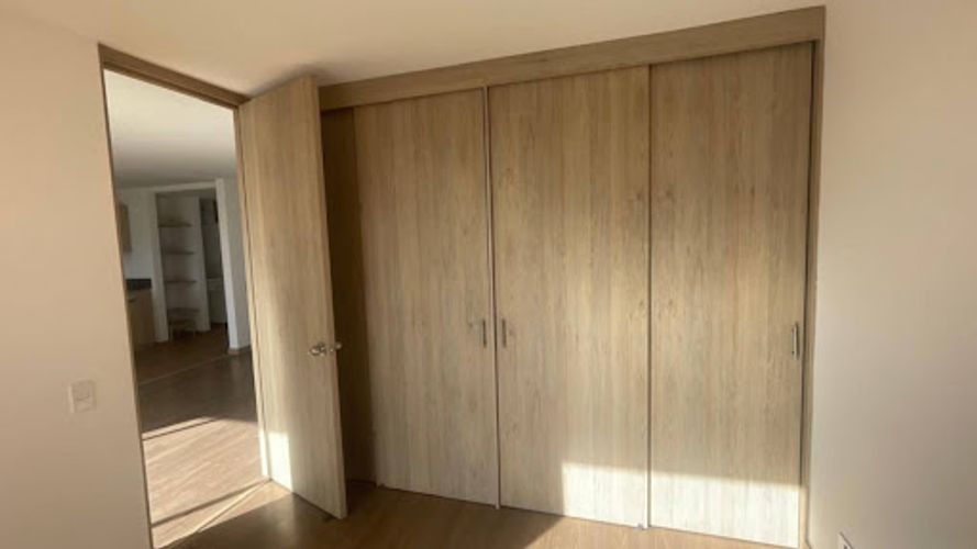 Apartamento de 2 alcobas en arriendo en Barro Blanco, Rionegro, 67 m² · foto 4 de 6