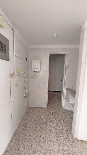Apartamento en arriendo en Laureles, Medellín · foto 8 de 15