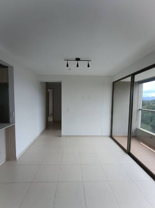 Apartamento de 2 alcobas en arriendo en Rionegro, 56 m² · foto 5 de 10