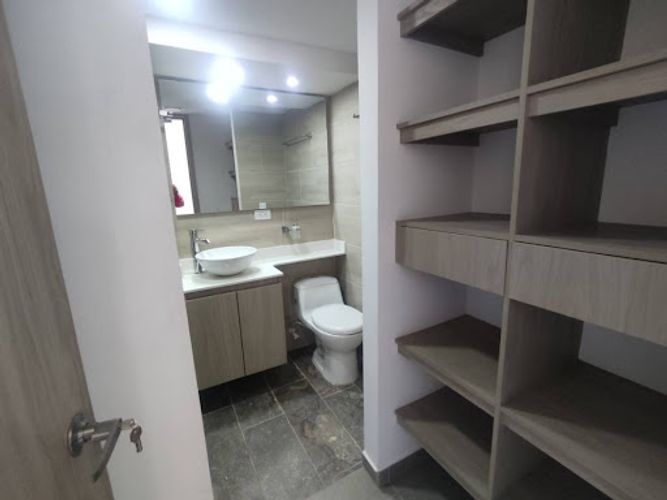 Apartamento de 2 alcobas en arriendo en Abreo, Rionegro, 54 m² · foto 6 de 6
