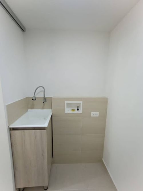 Apartamento de 2 alcobas en arriendo en Rionegro, 56 m² · foto 9 de 10