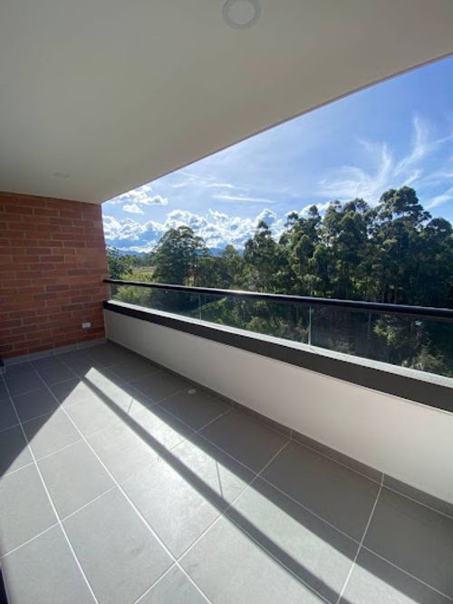 Apartamento de 3 alcobas en arriendo en Vilachuaga, Rionegro, 80 m² · foto 2 de 13
