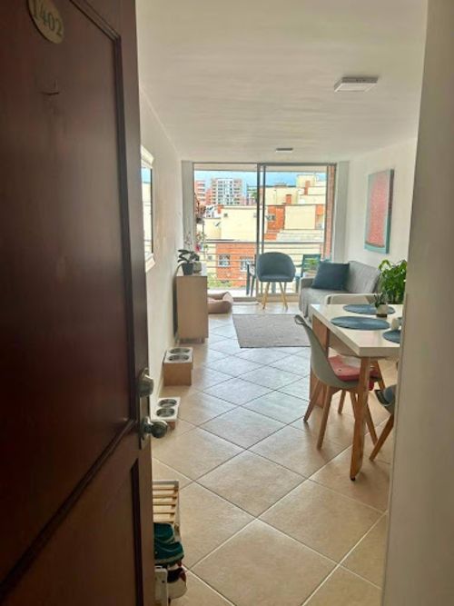 Apartamento de 2 alcobas en arriendo en Castropol, Medellín, 75 m² · foto 5 de 24