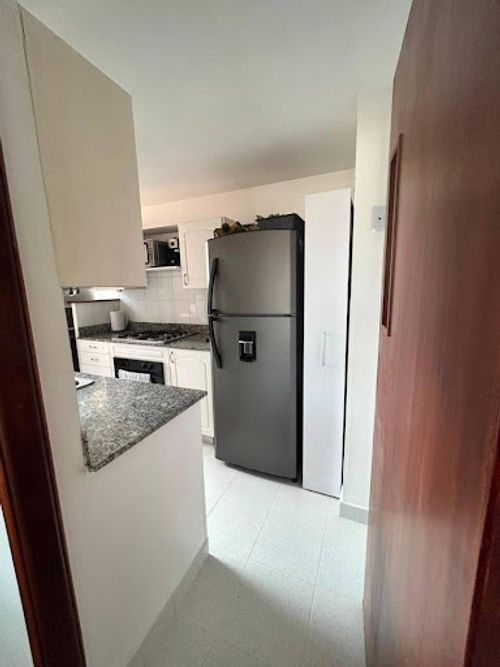 Apartamento de 2 alcobas en arriendo en Castropol, Medellín, 75 m² · foto 6 de 24