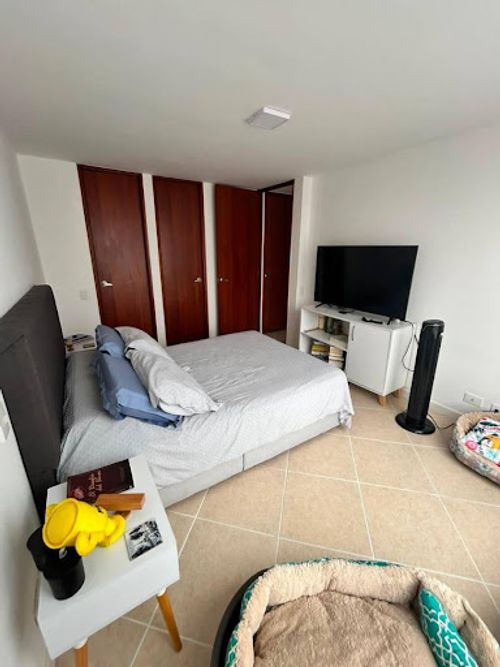 Apartamento de 2 alcobas en arriendo en Castropol, Medellín, 75 m² · foto 14 de 24
