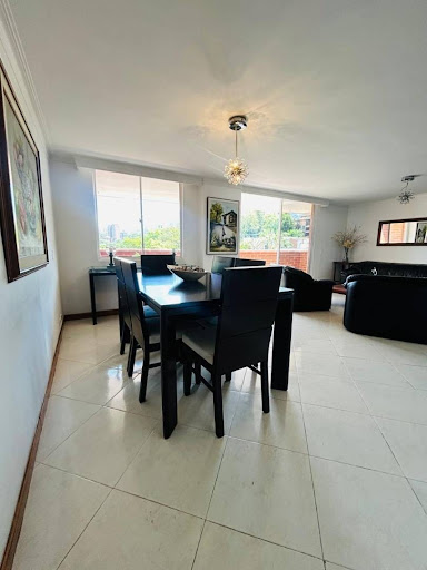 Apartamento en venta en Loma De Las Brujas, Envigado · foto 2 de 24