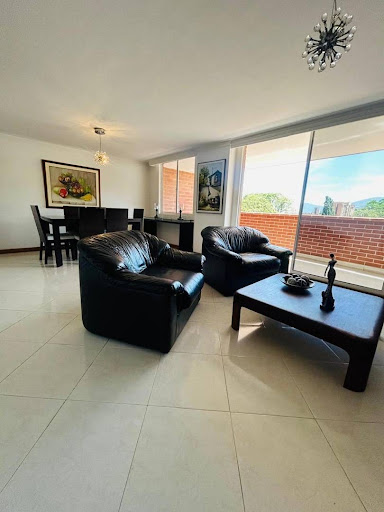 Apartamento en venta en Loma De Las Brujas, Envigado · foto 3 de 24