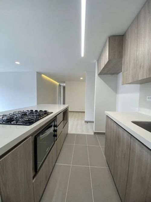Apartamento de 2 alcobas en arriendo en Vilachuaga, Rionegro, 88 m² · foto 2 de 12