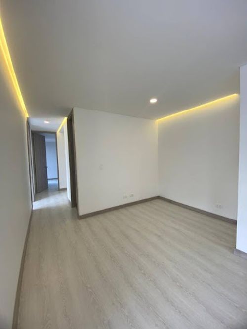 Apartamento de 2 alcobas en arriendo en Vilachuaga, Rionegro, 88 m² · foto 4 de 12