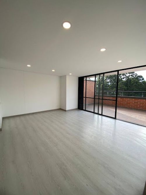 Apartamento de 2 alcobas en arriendo en Vilachuaga, Rionegro, 88 m² · foto 5 de 12
