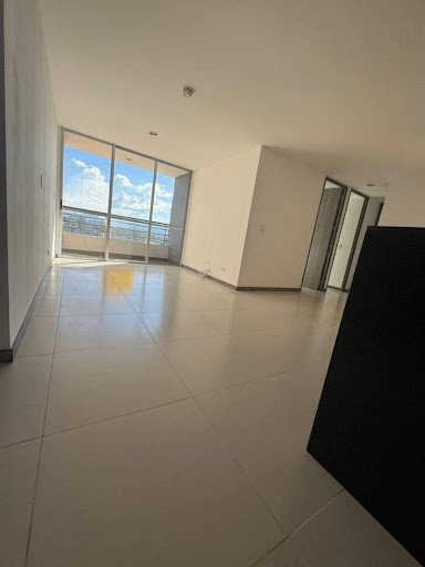 Apartamento en arriendo en Los Colegios, Rionegro · foto 4 de 12