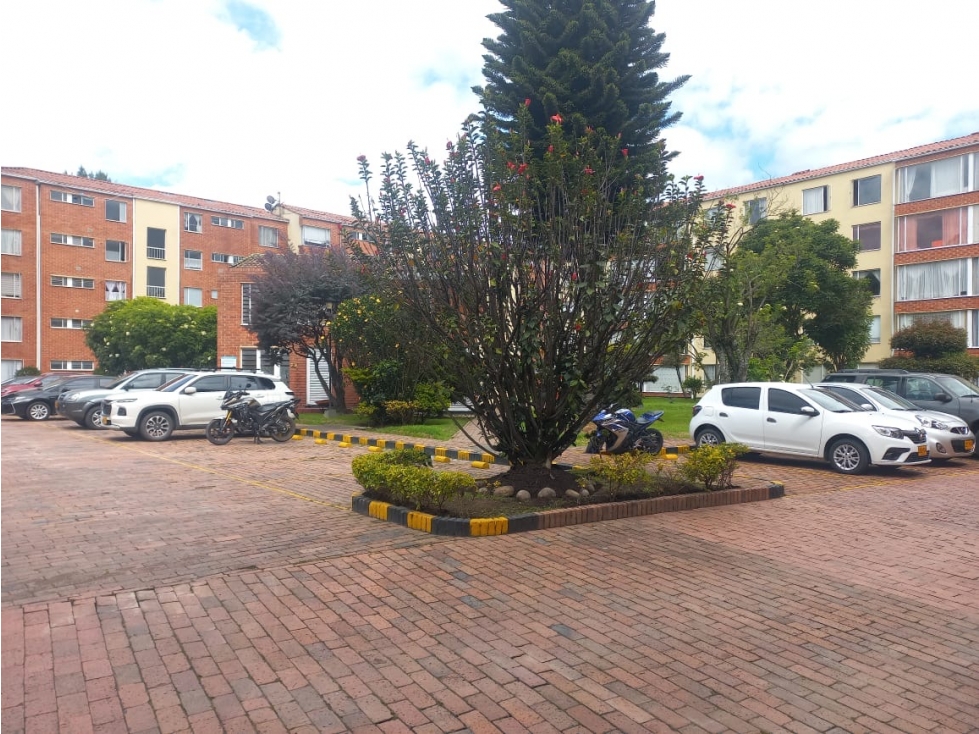Apartamento en venta en Pinar De Suba, Bogotá · foto 3 de 24
