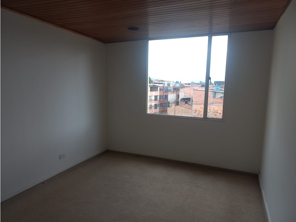 Apartamento en venta en Pinar De Suba, Bogotá · foto 12 de 24