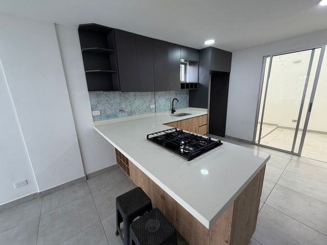Casa de 4 alcobas en venta en La Ceja, 159 m² · foto 2 de 17