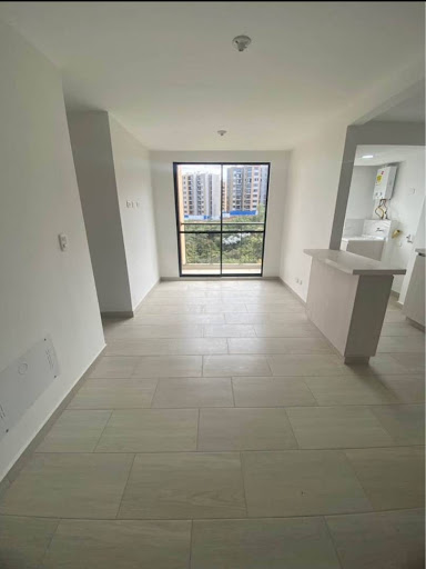 Apartamento en arriendo en Cimarronas, Rionegro · foto 4 de 10