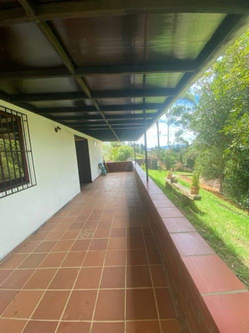 Finca en arriendo en San Jose, Guarne, 130 m² · foto 3 de 24