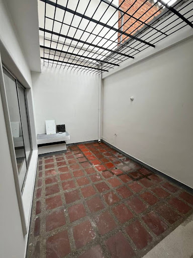 Casa en arriendo en Laureles, Medellín · foto 10 de 24