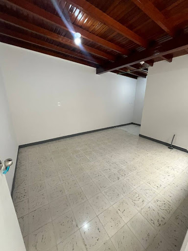 Casa en arriendo en Laureles, Medellín · foto 12 de 24