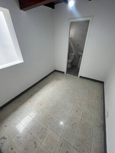 Casa en arriendo en Laureles, Medellín · foto 15 de 24