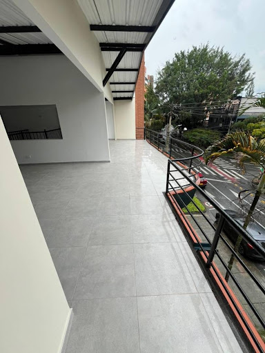 Casa en arriendo en Laureles, Medellín · foto 22 de 24
