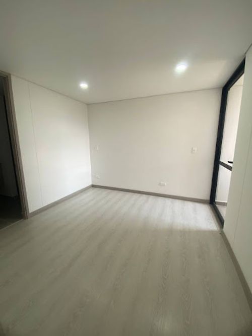 Apartamento de 2 alcobas en arriendo en Vilachuaga, Rionegro, 74 m² · foto 6 de 10