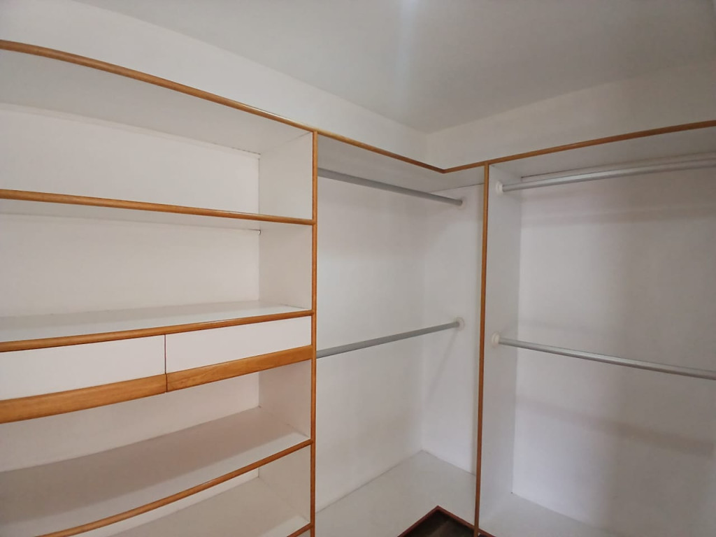 Apartamento en arriendo en Altos Del Poblado, Medellín · foto 12 de 24