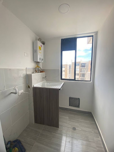 Apartamento en arriendo en Cimarronas, Rionegro · foto 2 de 8