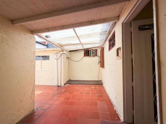 Oficina en arriendo en San Joaquin, Medellín, 160 m² · foto 4 de 12