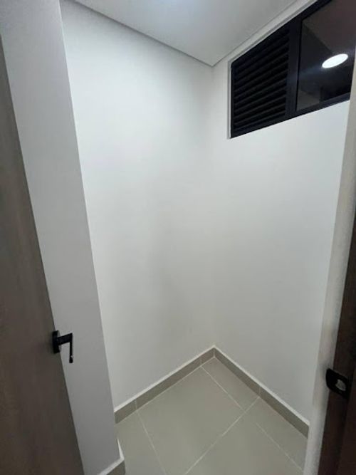 Oficina en arriendo en La Castellana, Medellín, 62 m² · foto 6 de 8