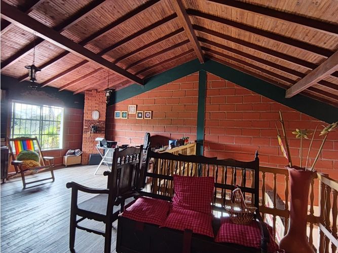 Finca en venta en Santa Elena, Medellín, 3800 m² · foto 14 de 24