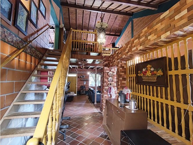 Finca en venta en Santa Elena, Medellín, 3800 m² · foto 17 de 24