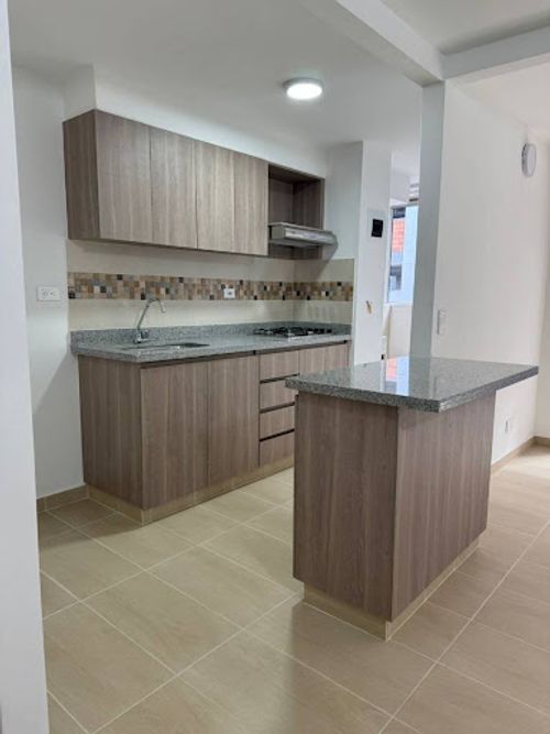 Apartamento de 2 alcobas en arriendo en El Porvenir, Rionegro, 64 m² · foto 2 de 9