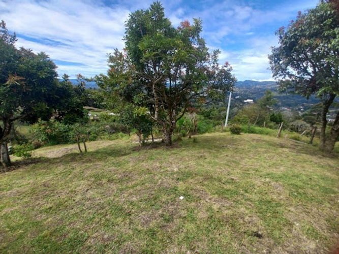 Finca en arriendo en La Clara, Guarne, 200 m² · foto 11 de 24