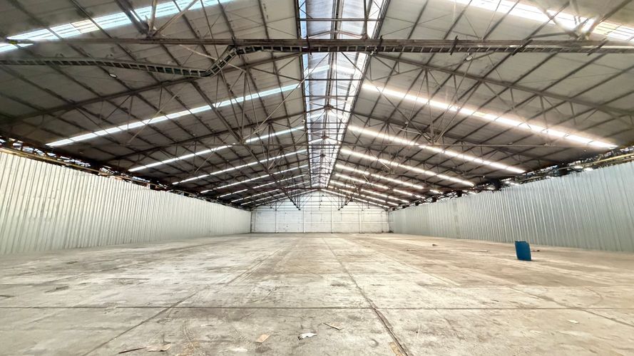 Bodega en arriendo en Salomia, Cali, 3200 m² · foto 4 de 19
