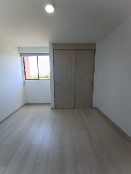 Apartamento de 1 alcoba en arriendo en Rionegro, 56 m² · foto 4 de 10