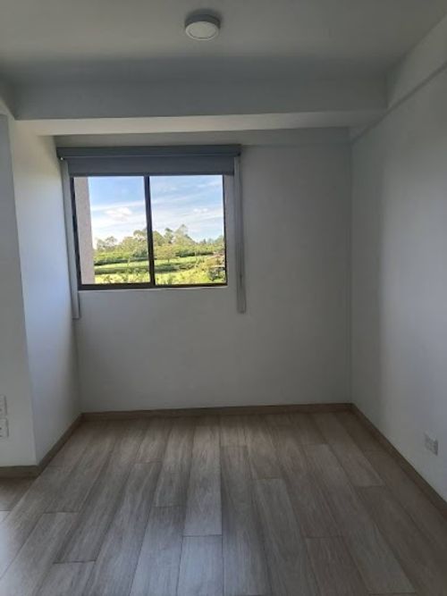 Apartamento de 1 alcoba en arriendo en Rionegro, 56 m² · foto 5 de 10