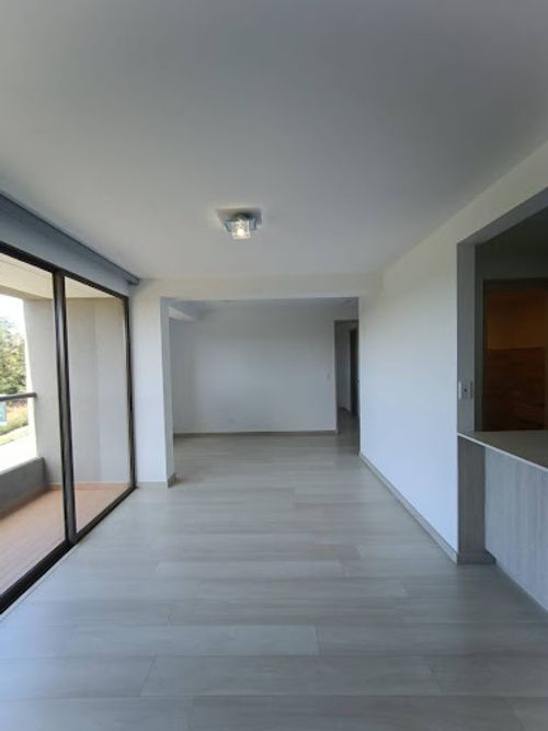 Apartamento de 1 alcoba en arriendo en Rionegro, 56 m² · foto 6 de 10