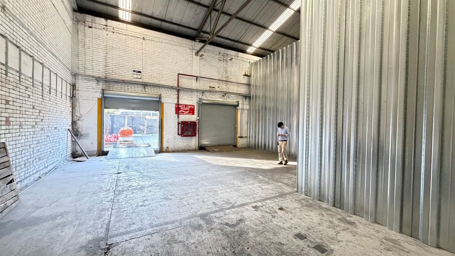 Bodega en arriendo en Salomia, Cali, 3200 m² · foto 12 de 19