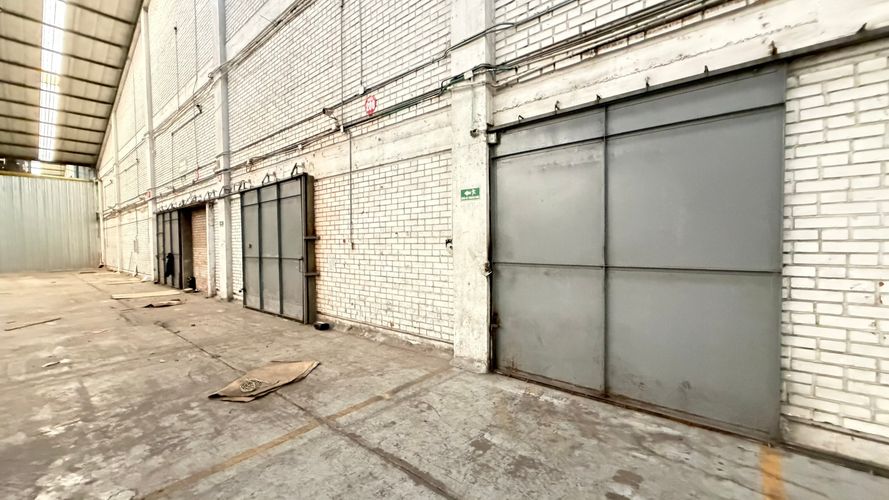 Bodega en arriendo en Salomia, Cali, 3200 m² · foto 16 de 19