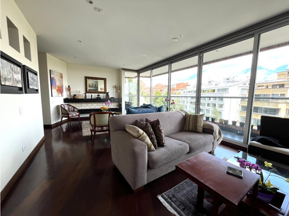 Apartamento en venta en Chicó Alto, Bogotá · foto 2 de 12