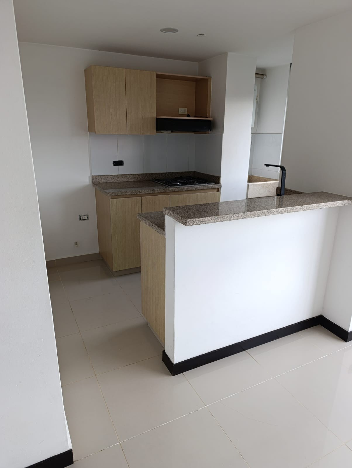 Apartamento en arriendo en Llano Grande, Rionegro · foto 2 de 12