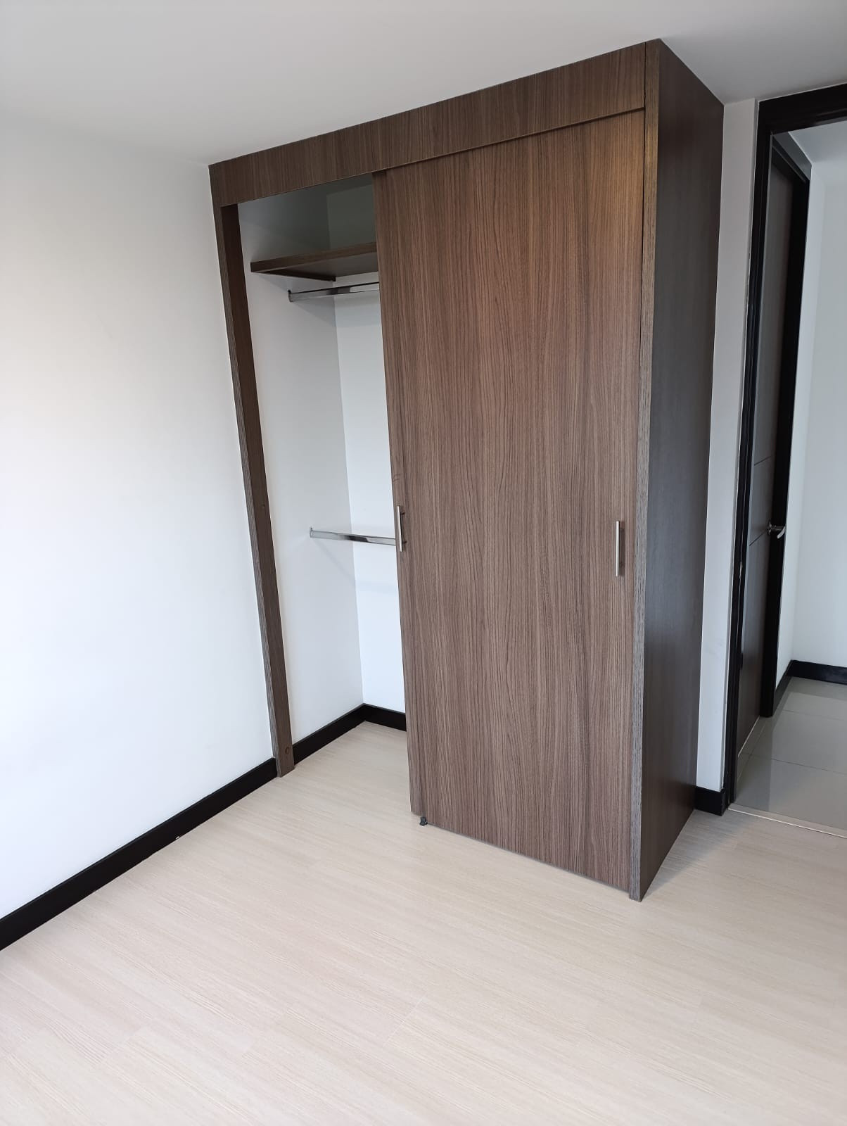 Apartamento en arriendo en Llano Grande, Rionegro · foto 10 de 12