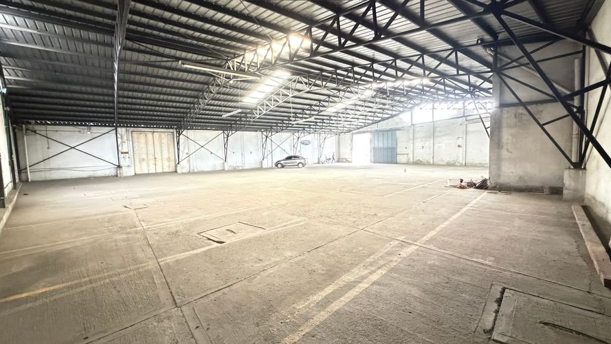 Bodega en arriendo en Industrial, Cali, 900 m² · foto 2 de 10