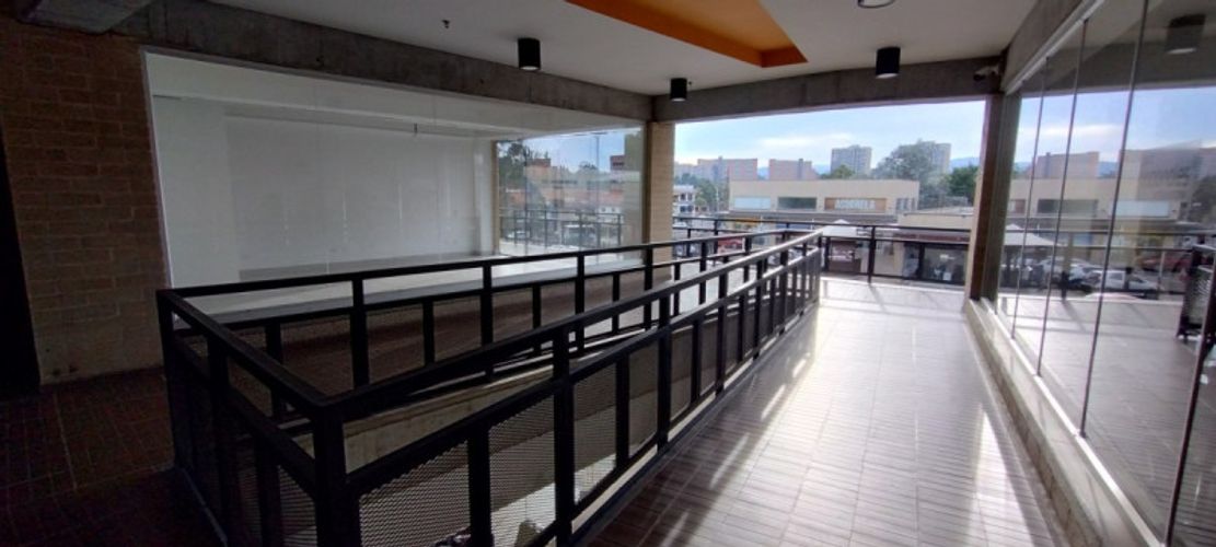 Oficina en arriendo en El Porvenir, Rionegro, 24 m² · foto 2 de 10