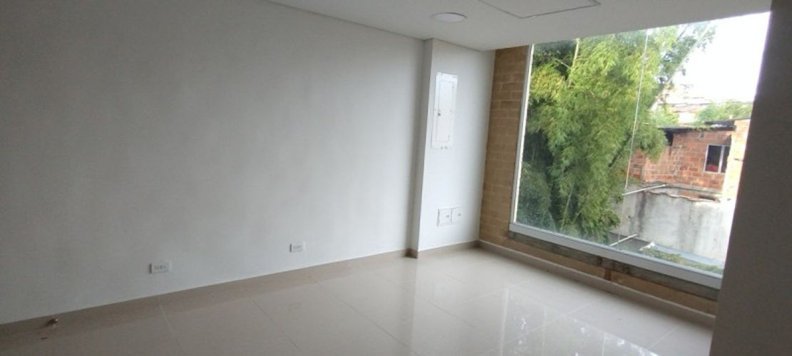 Oficina en arriendo en El Porvenir, Rionegro, 24 m² · foto 4 de 10