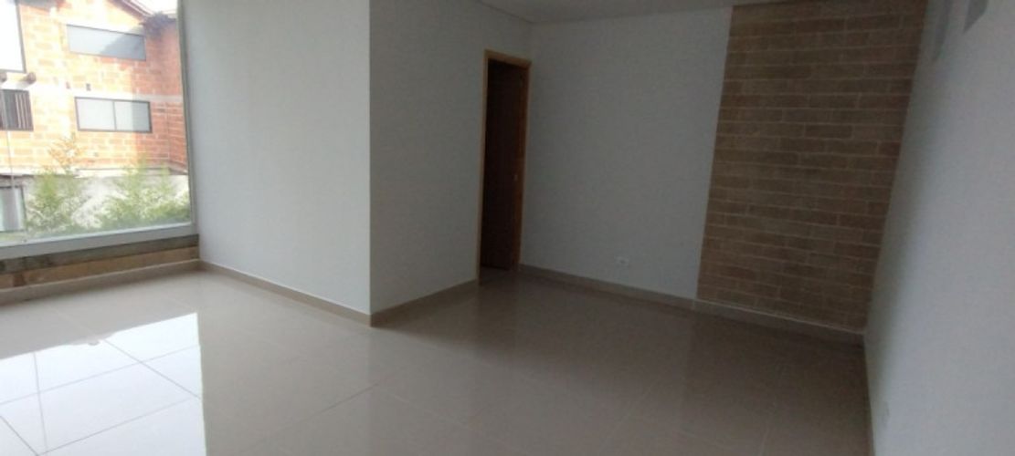 Oficina en arriendo en El Porvenir, Rionegro, 24 m² · foto 9 de 10