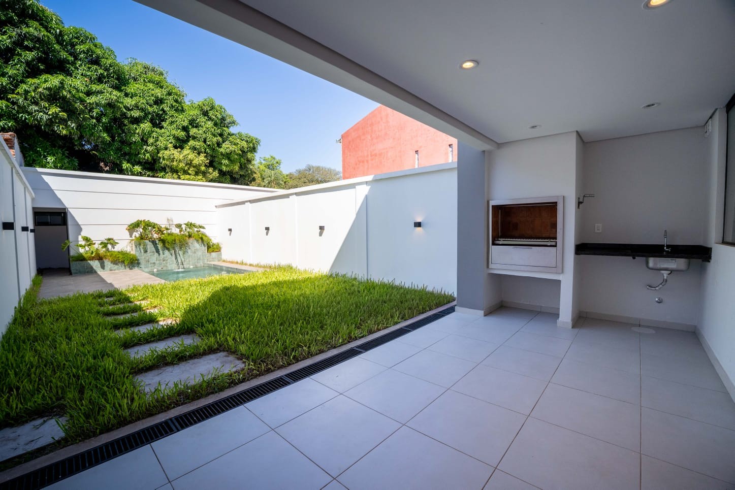 EN VENTA HERMOSO DUPLEX A ESTRENAR ZONA CONMEBOL — foto 3