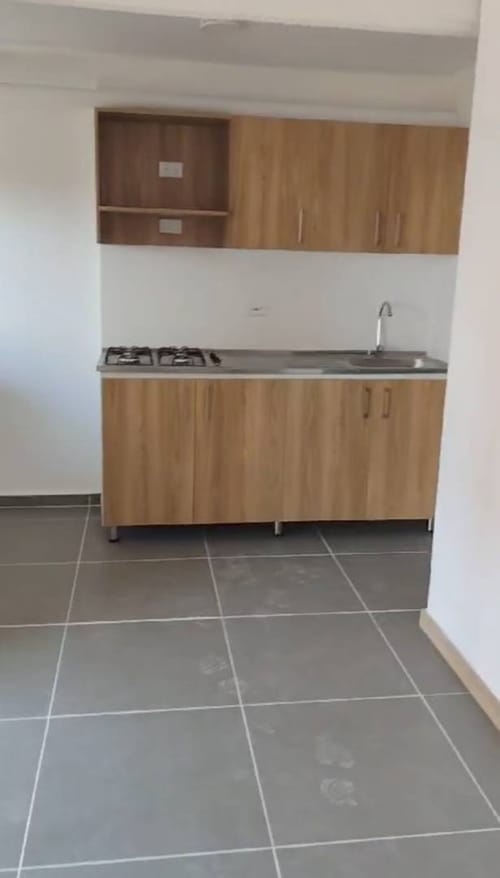 Apartamento de 3 alcobas en venta en Fontibon, Rionegro, 67 m² · foto 2 de 19