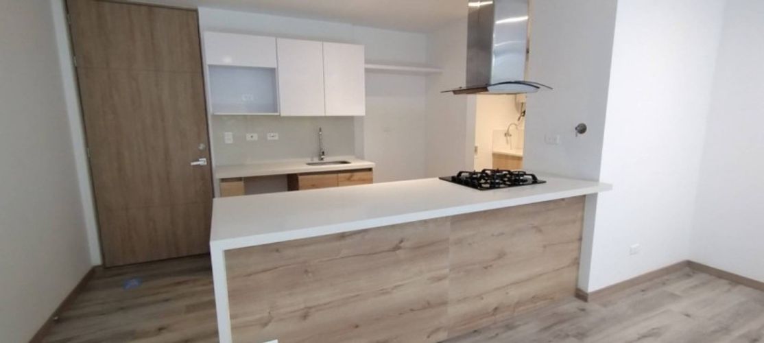 Apartamento de 2 alcobas en venta en Los Salados, El Retiro, 75 m² · foto 3 de 20